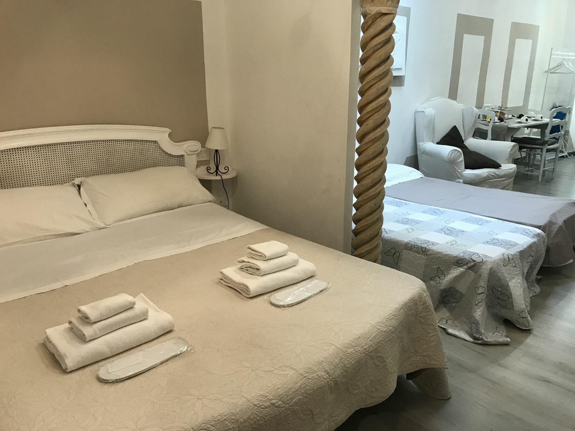 Cento Suites Cagliari Esterno foto