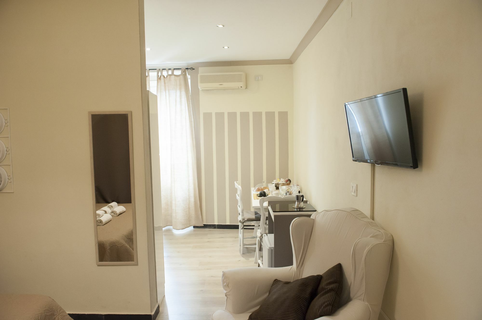 Cento Suites Cagliari Esterno foto